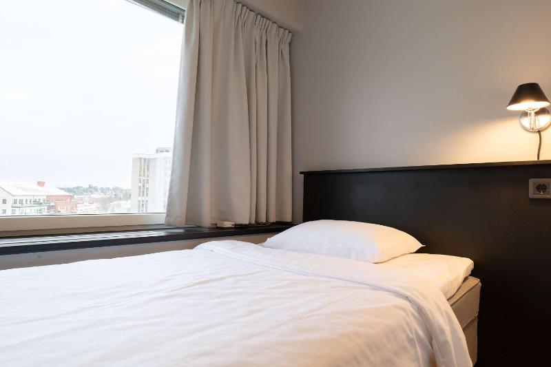 Economy Single Room image 4