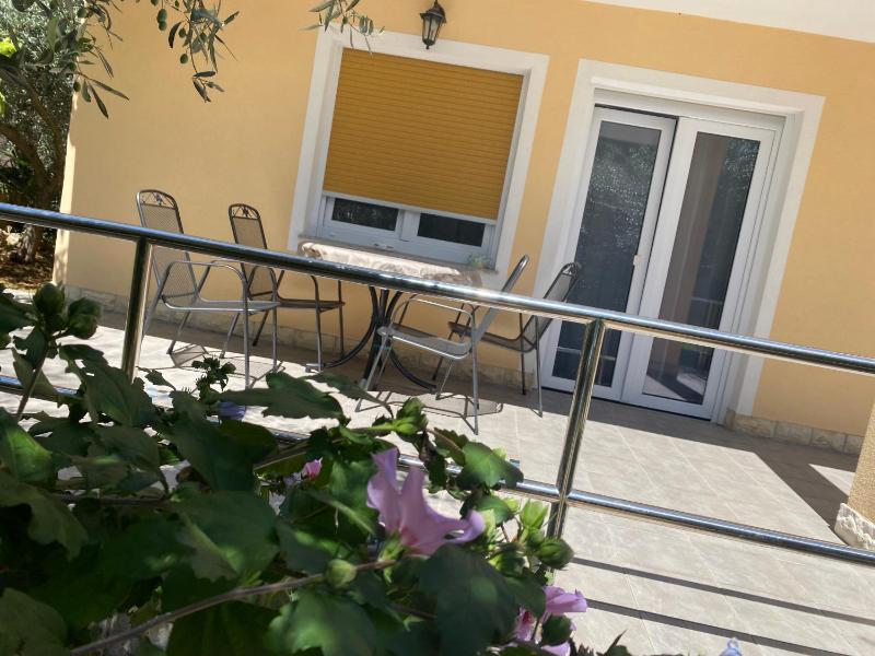 Apartments Topic & Krk central location - image 9