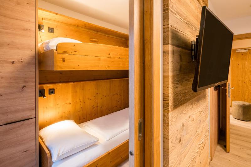 Suite image 3