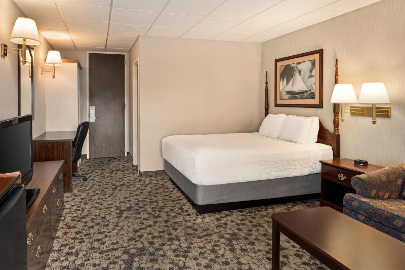 Business Queen Room - Non-Smoking image 2