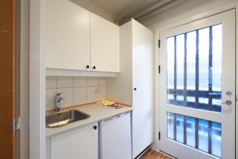 Single Room image 4