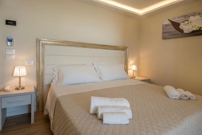 King Room image 1
