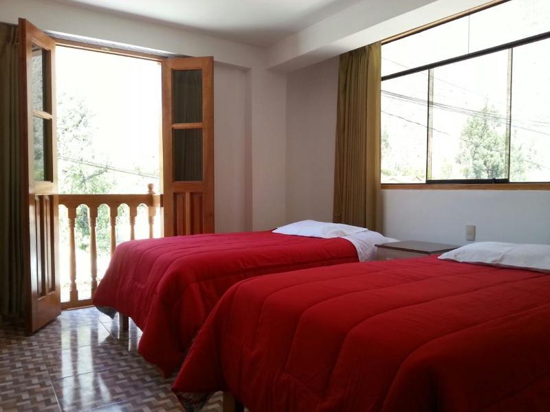 Twin Room with Private Bathroom