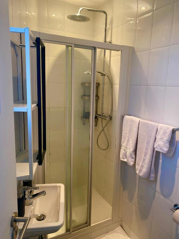 Deluxe Double Room image 2