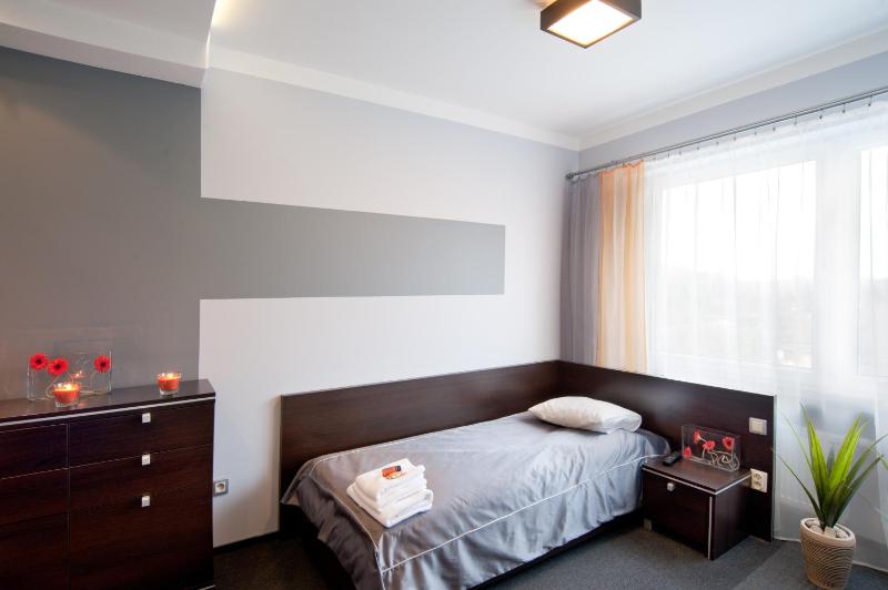 Single Room image 1