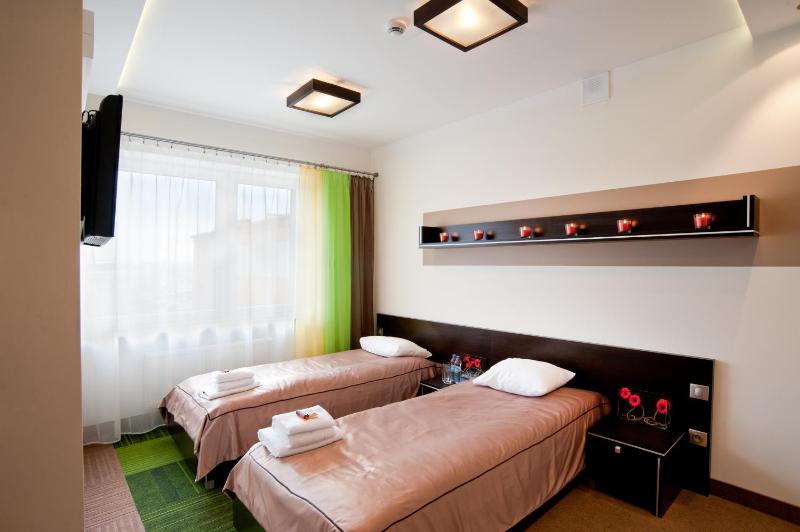 Standard Double or Twin Room image 3
