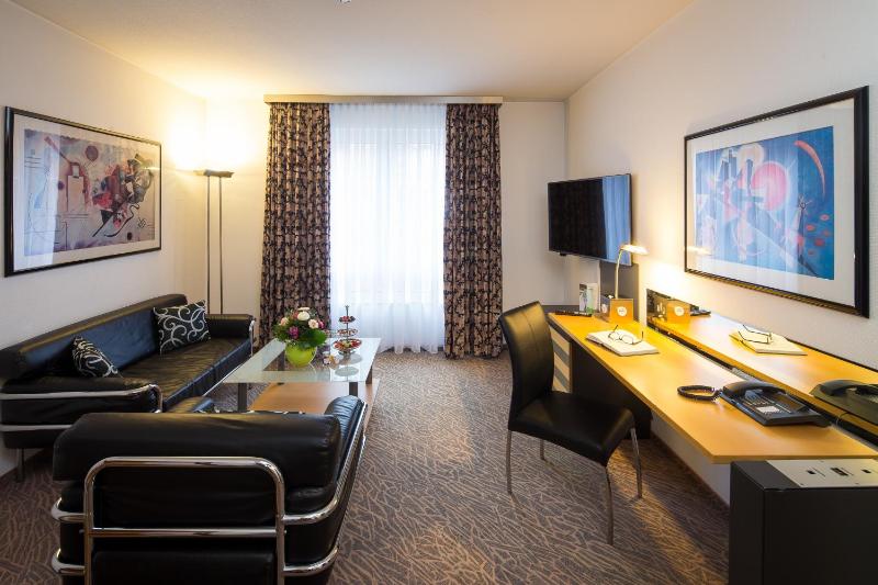 Junior Suite image 3