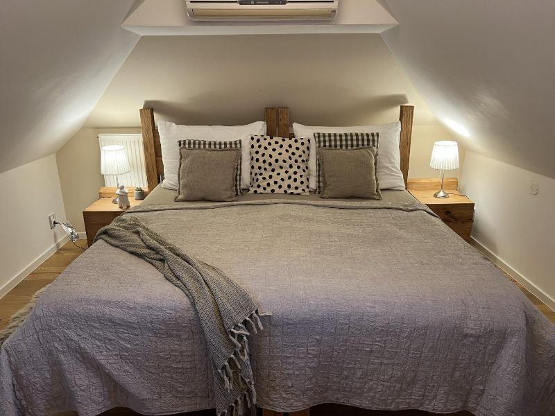 Standard Double Room image 1