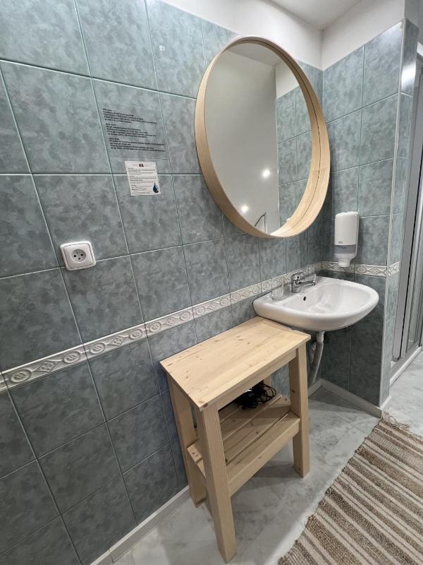 Standard Double Room image 3