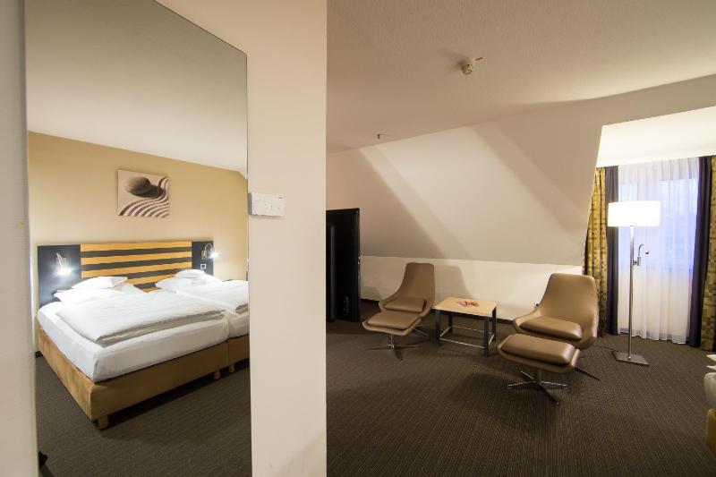 Lindner Hotel Frankfurt Hochst - image 3
