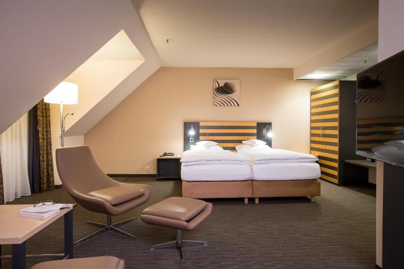 Lindner Hotel Frankfurt Hochst - image 14