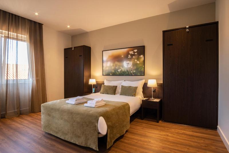 Superior Double Room image 1