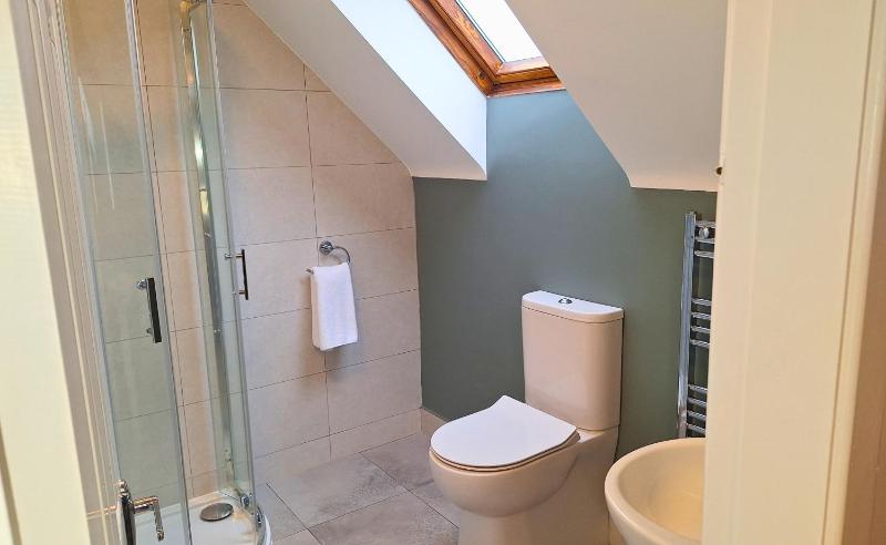 Three-Bedroom House image 4