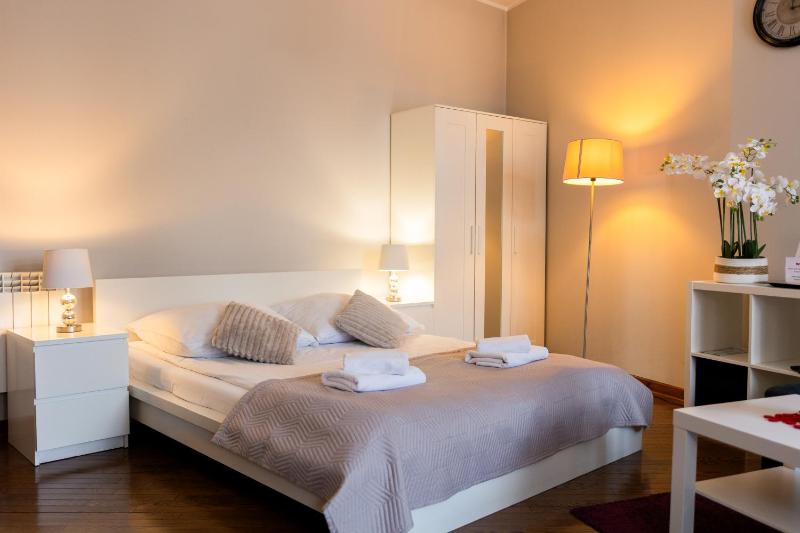 Deluxe Apartment image 1