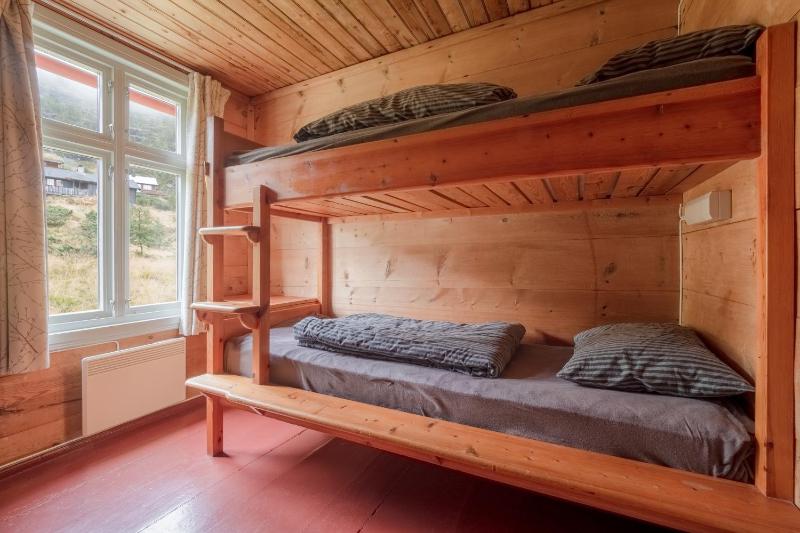 Bed in 2-Bed Dormitory Room image 4