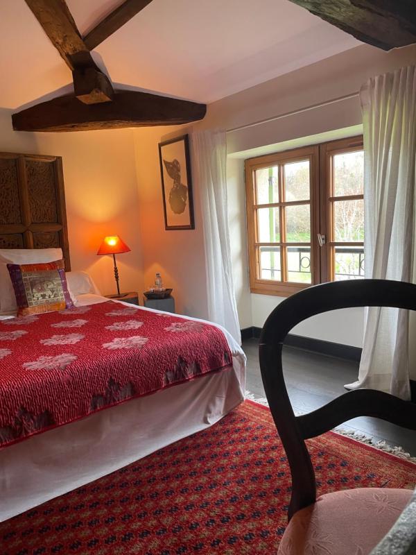 Double Room with Garden View image 3