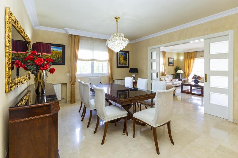 VILADOMAT BEACH - Only Families Villa - image 6