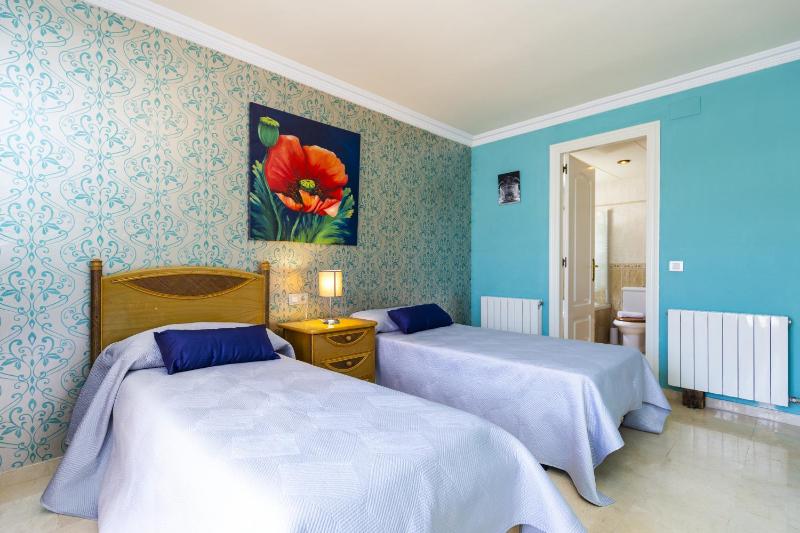 VILADOMAT BEACH - Only Families Villa - image 29