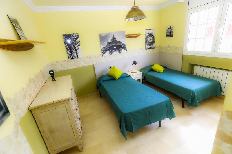VILADOMAT BEACH - Only Families Villa - image 46
