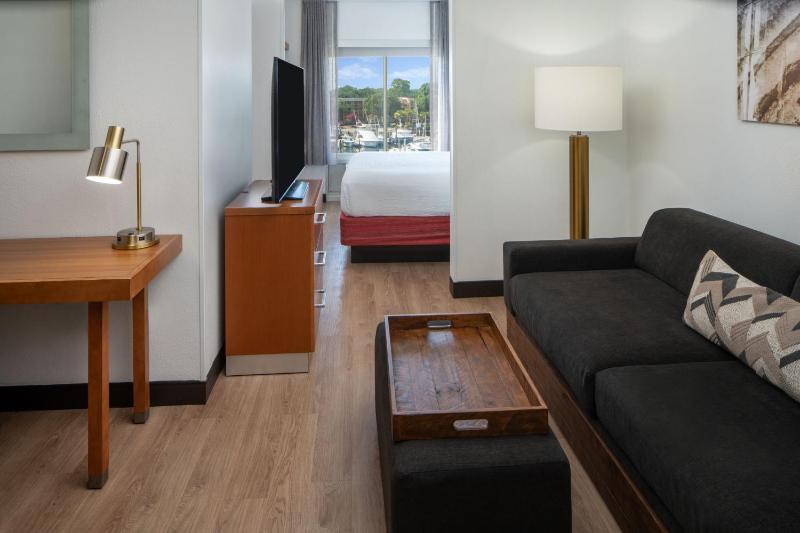 SpringHill Suites by Marriott Charleston Riverview - image 47
