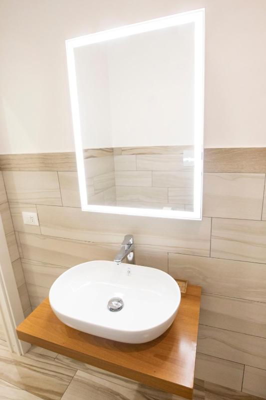 Double Room with Private Bathroom image 2