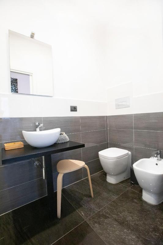 Deluxe Double or Twin Room with City View image 3