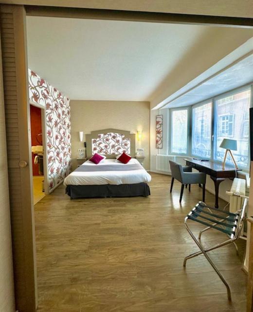 One Bedroom King Suite image 1
