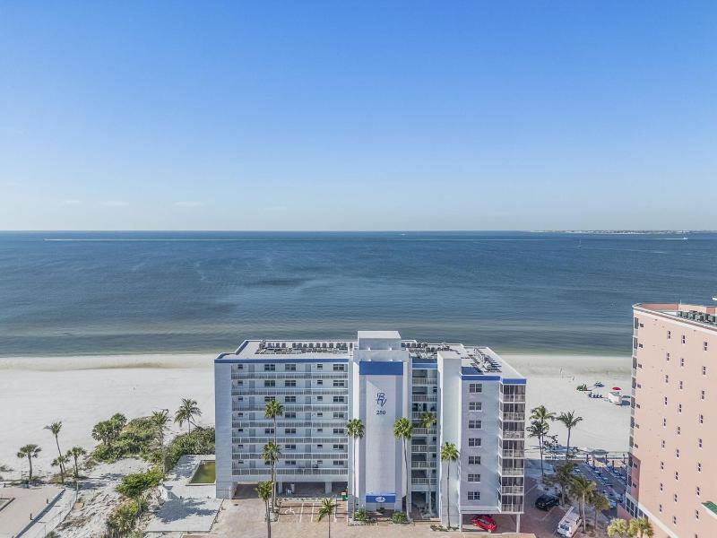Beach Villas # 305 - Recently Refereshed! condo - image 6