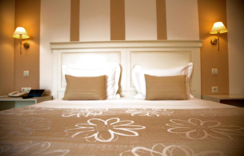  Double or Twin Room with Mountain View image 3