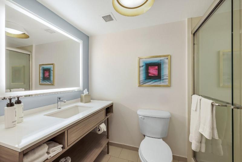 Standard Room image 4