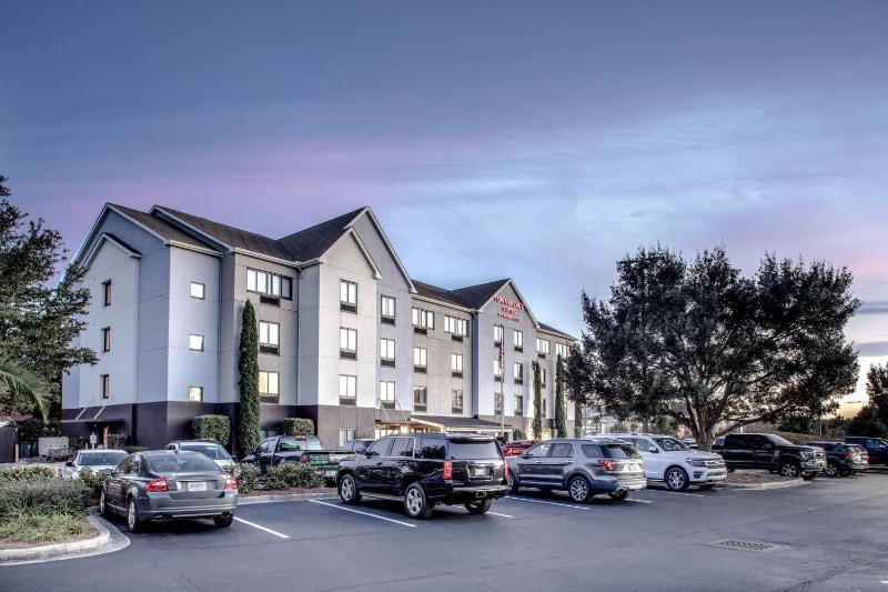 TownePlace Suites by Marriott Savannah Airport - image 1