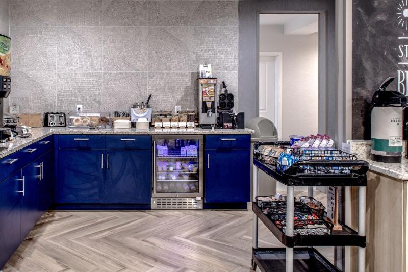 TownePlace Suites by Marriott Savannah Airport - image 26
