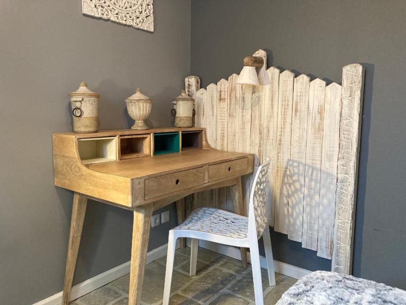 Two-Bedroom Apartment image 4