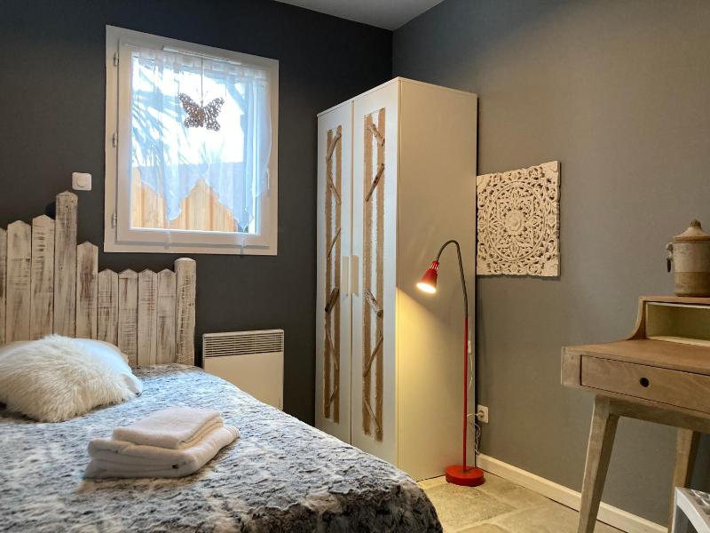 Two-Bedroom Apartment image 3