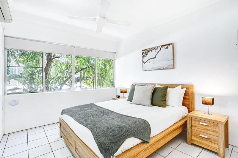 Cozie Homes - Mantaray on Macrossan - image 8
