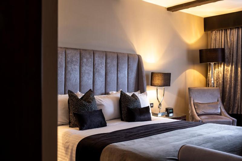 Superior Double Room image 3