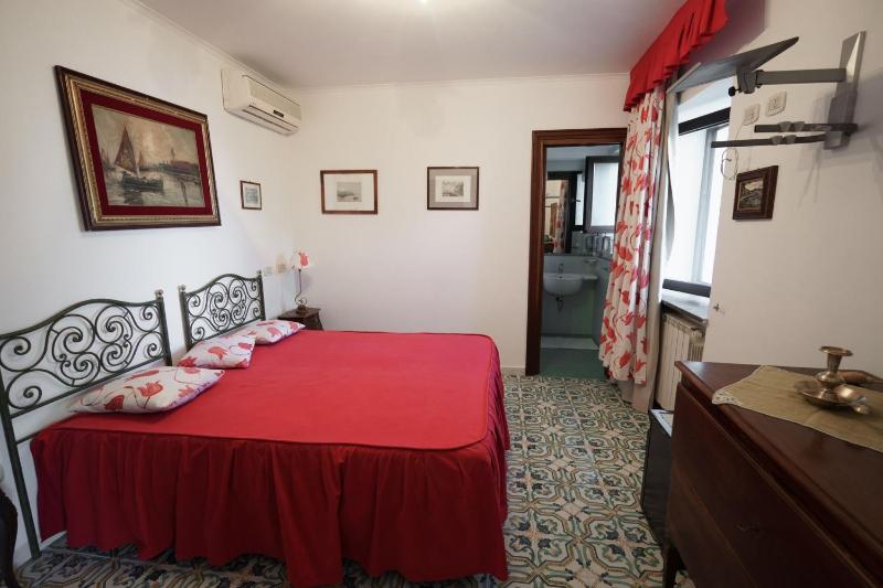 AMORE RENTALS - Villa Masha - image 19