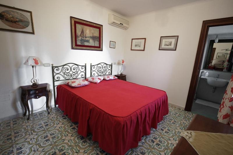 AMORE RENTALS - Villa Masha - image 33