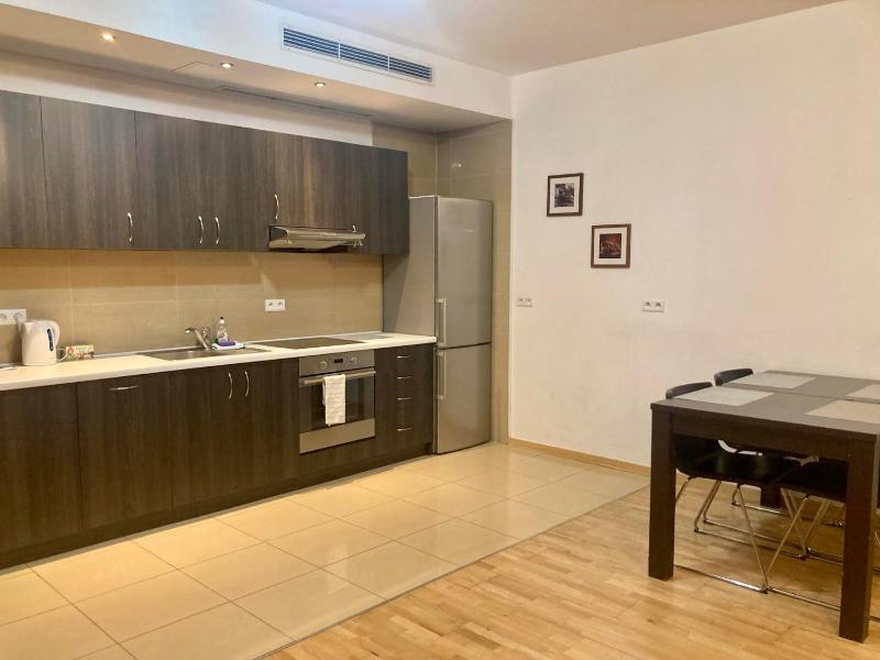 One-Bedroom Apartment image 2