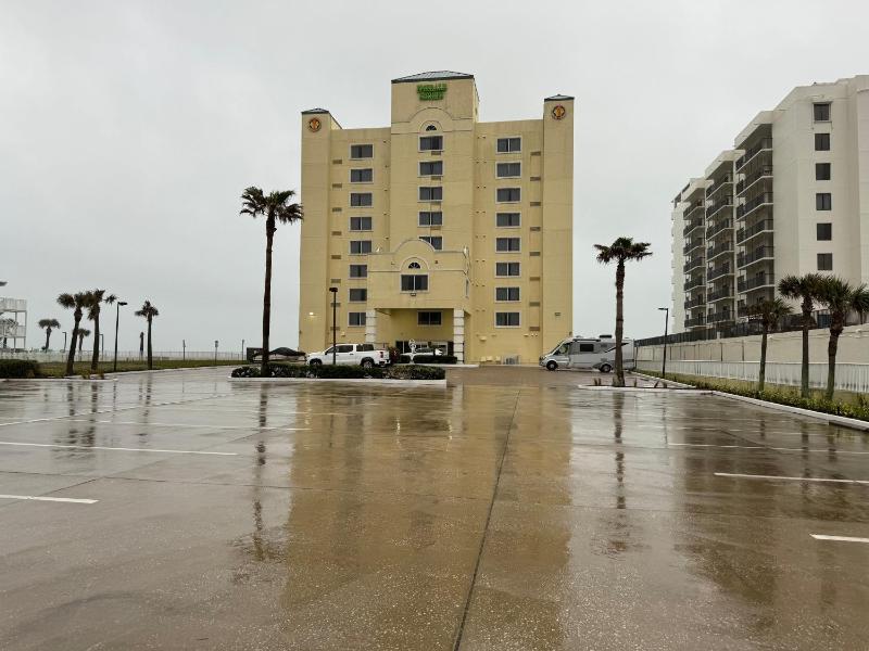 Emerald Shores Hotel - Daytona Beach - image 14