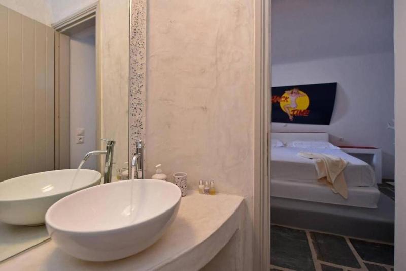 Aesthesis Villa - Naousa- 6pl - Amazing View - image 7