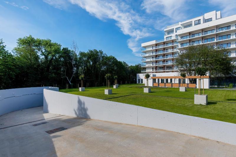 Aquamarina Prima Holiday Studios by the BEACH by Noclegi Renters - image 32