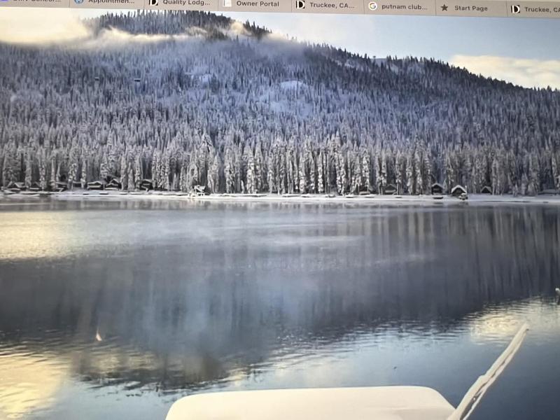Beautiful Deluxe Studio w/Lake View #245 at Donner Lake Village - image 12