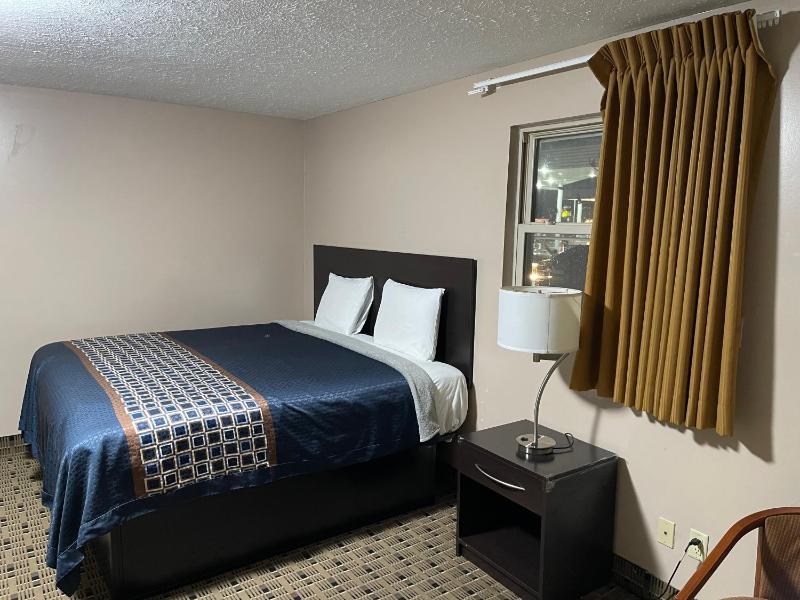 King Room image 2