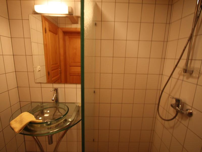 Holiday Home (10 Adults) image 4