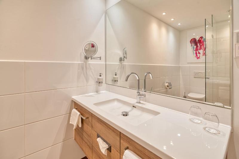 Superior Apartment image 3