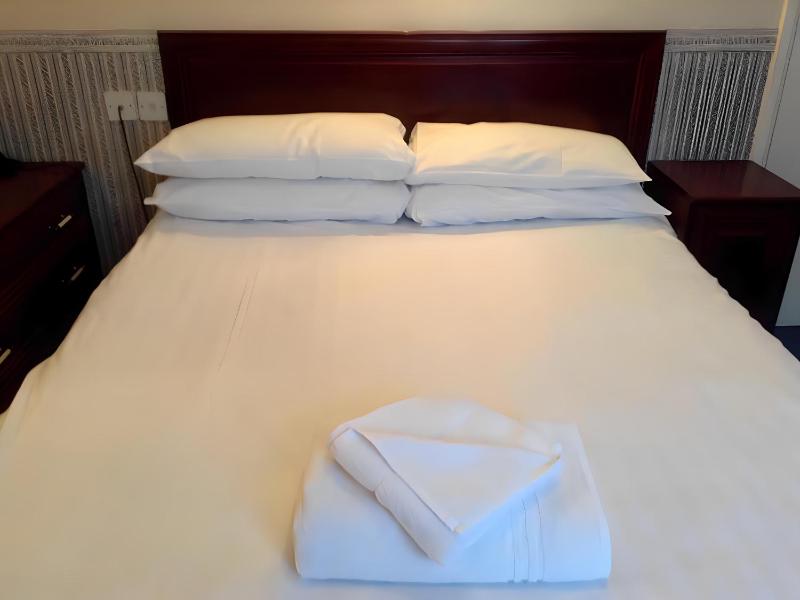 Cosy Double Room image 4