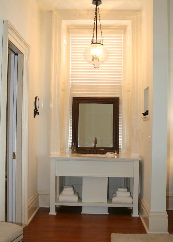 King Room image 2