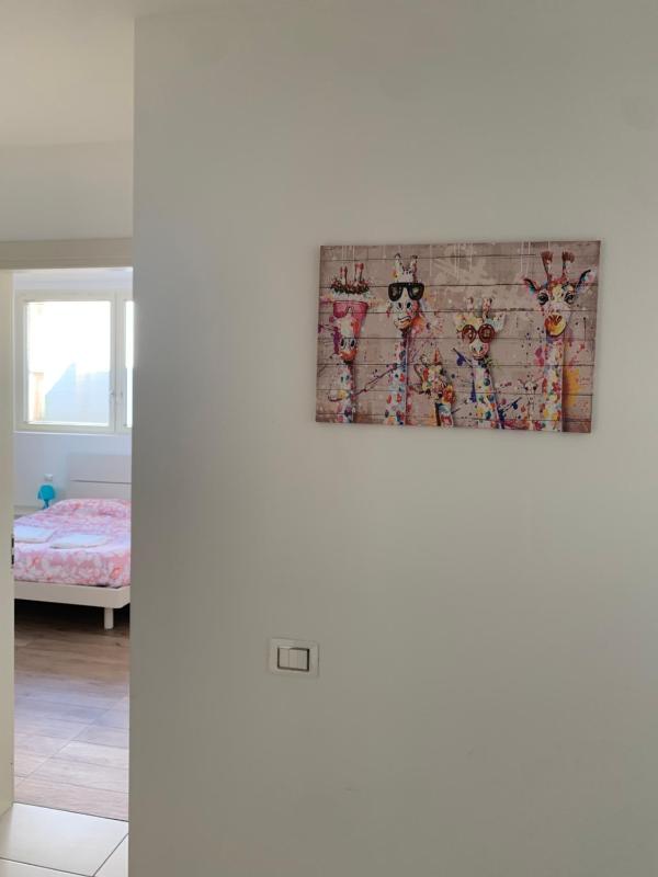 One-Bedroom Apartment image 4
