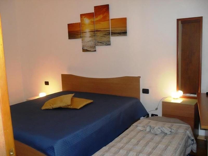 One-Bedroom Apartment image 1